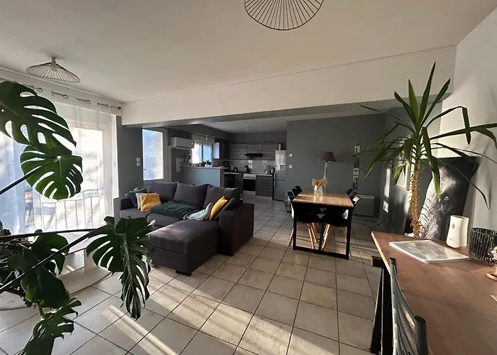 Maison Cosy - Entre Les Deux Collines