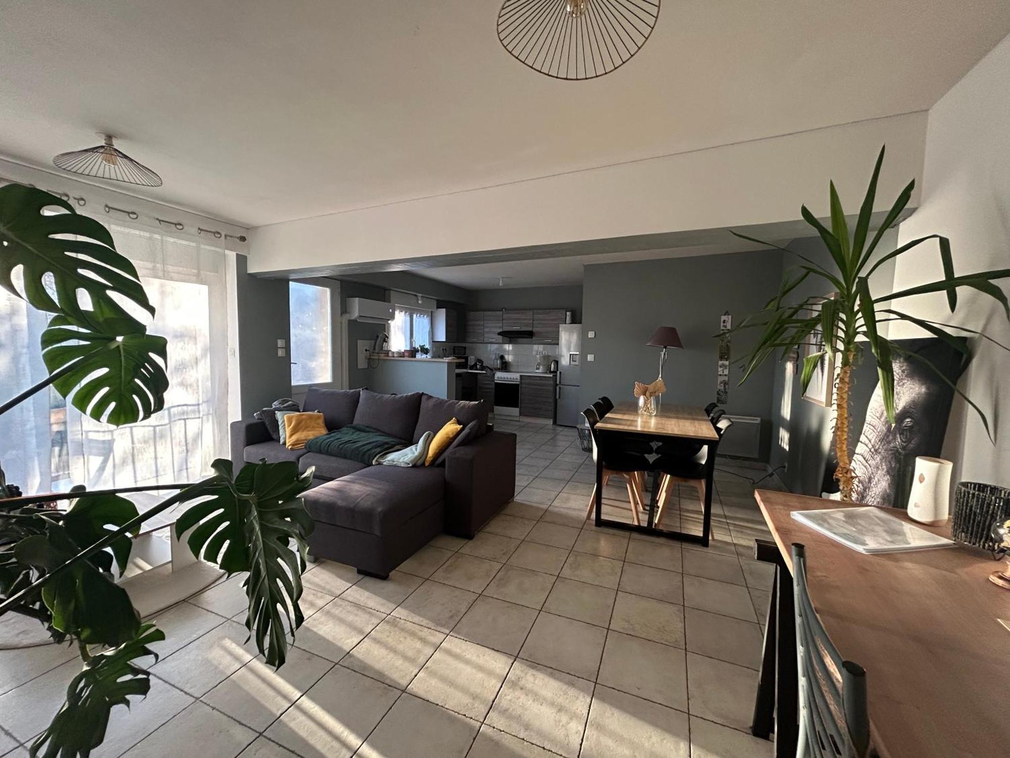 Maison Cosy - Entre Les Deux Collines Apartment *